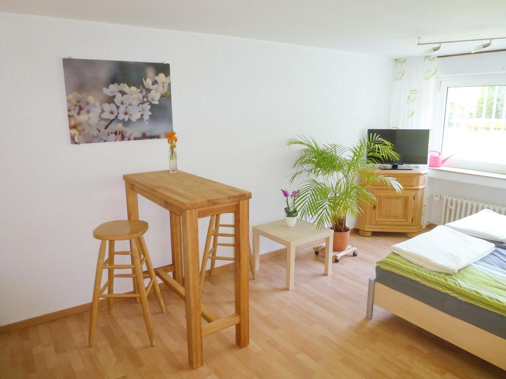 Gaestezimmer Mueller Neuss Oda fotoğraf